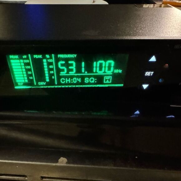 FROKET IEM810 PRO UHF Mono Wireless in Ear Monitor System 1 Body Pack - Picture 10 of 10